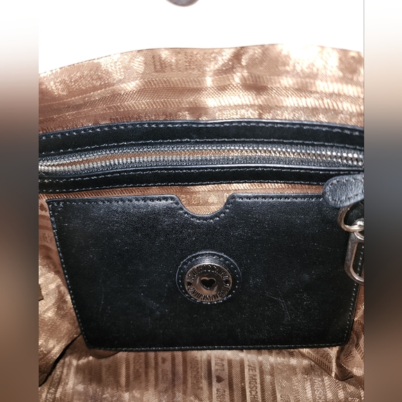 Love Moschino NWOT Gorgeous 😍❤️ Cream Leather Designer Purse - Picture 10 of 16